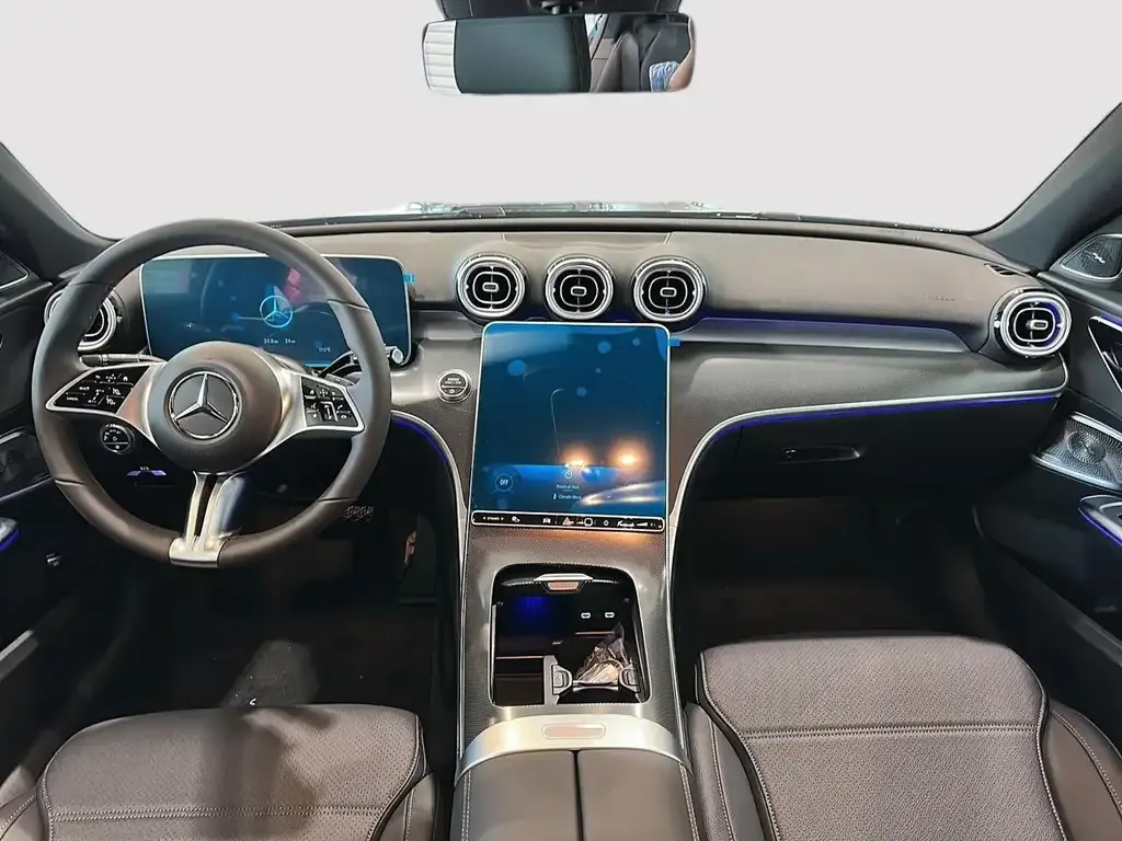 Mercedes-Benz C-Class 2026 photo 5