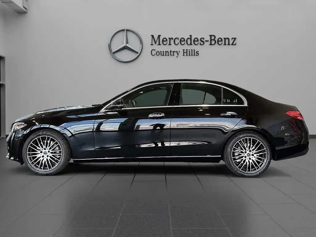 Mercedes-Benz C-Class 2026 photo 2