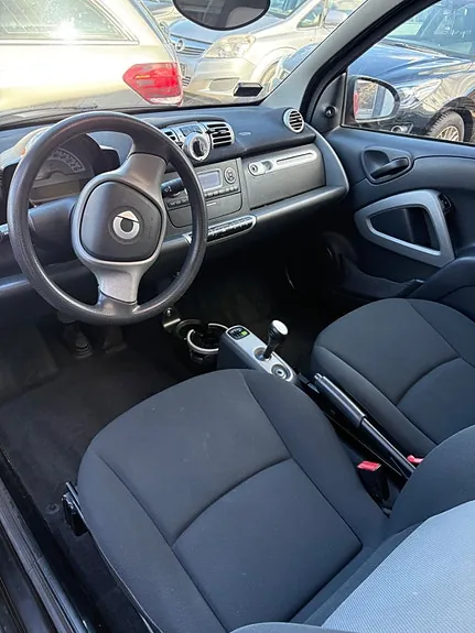 Smart Fortwo Coupe 2011 photo 5