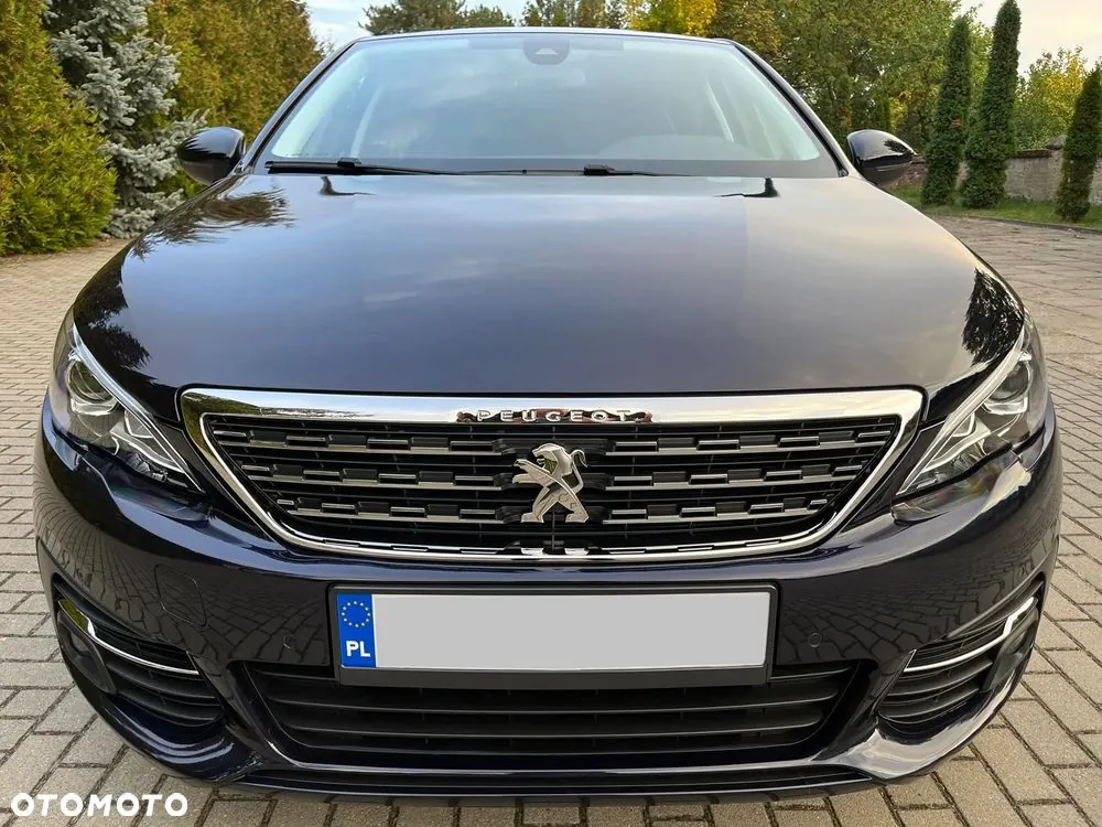 Peugeot 308 2020 photo 2