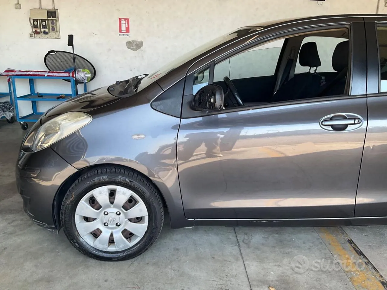 Toyota Yaris 2009 photo 3