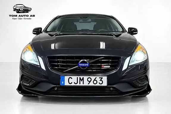Volvo S60 2011 photo 2