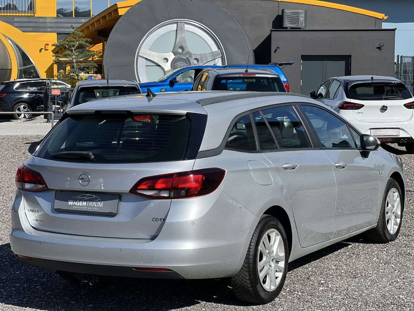 Opel Astra Sportstourer 2017 photo 4
