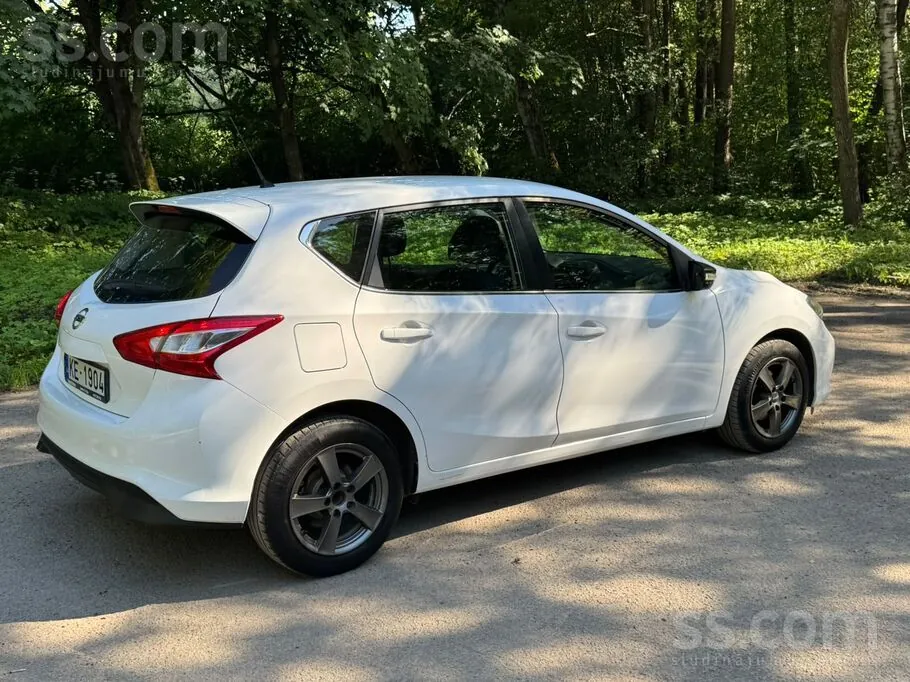 Nissan Pulsar 2015 photo 5