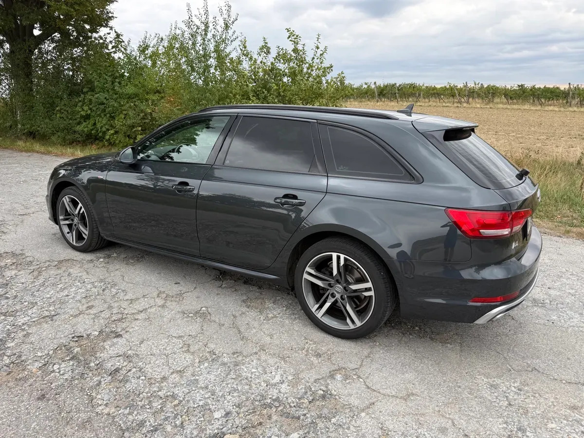 Audi A4 2019 photo 3