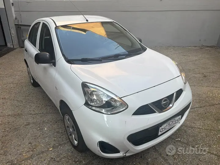 Nissan Micra 2014 photo 2