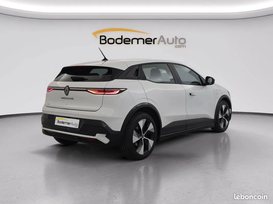 Renault Megane 2022 photo 5