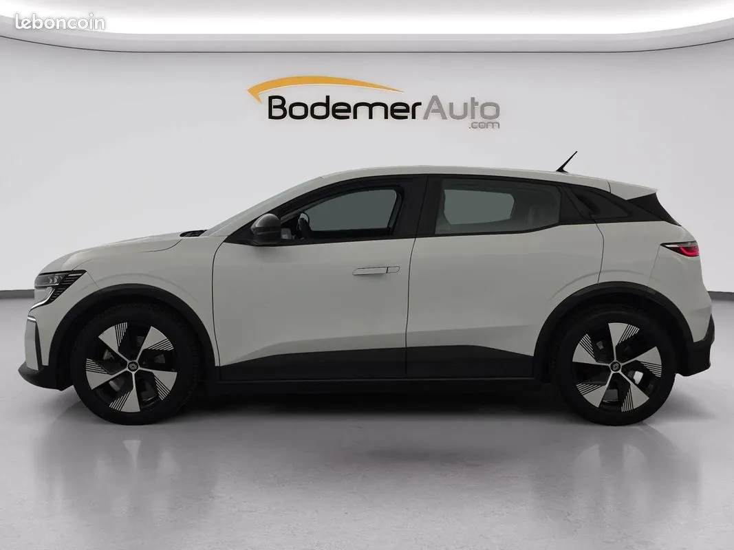 Renault Megane 2022 photo 2