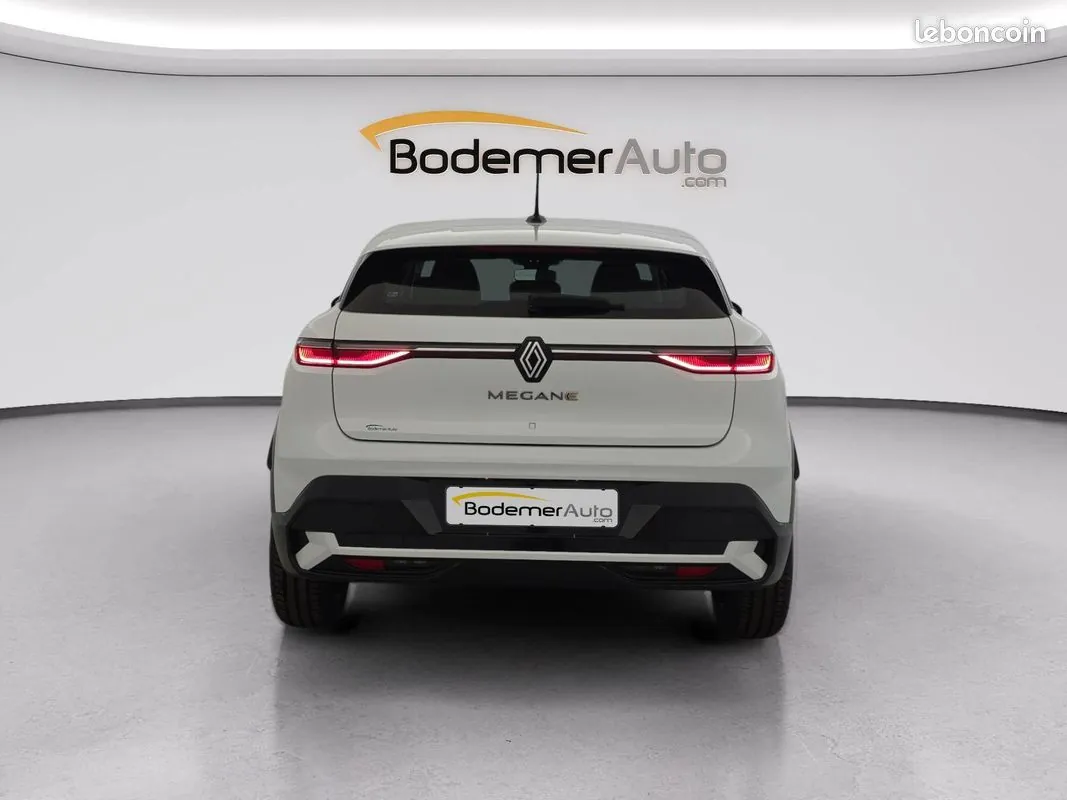 Renault Megane 2022 photo 4
