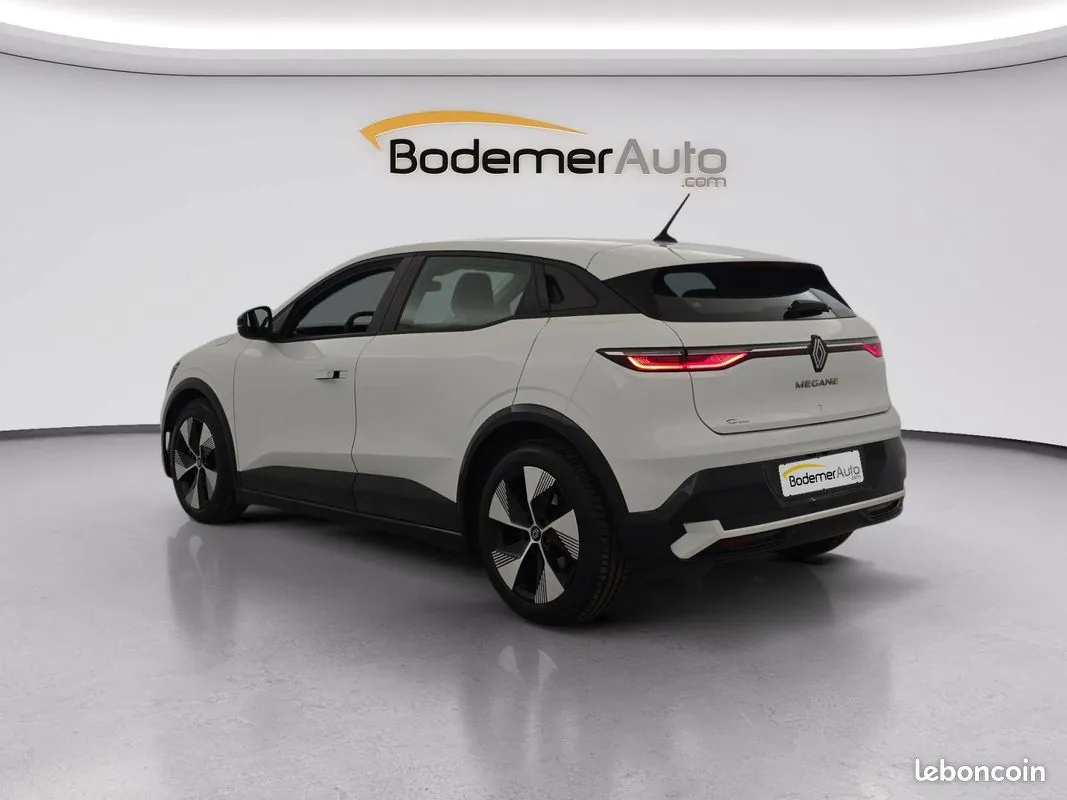 Renault Megane 2022 photo 3