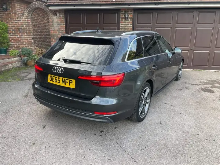 Audi A4 Avant 2015 photo 3