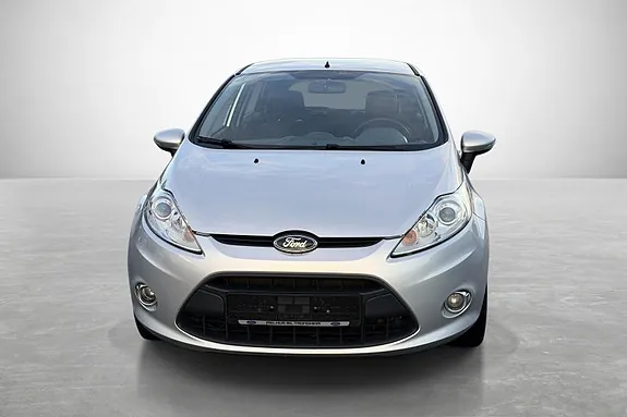 Ford Fiesta 2011 photo 3