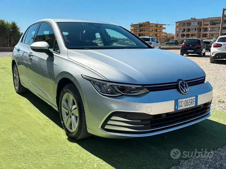 Volkswagen Golf 8 2020 photo 2