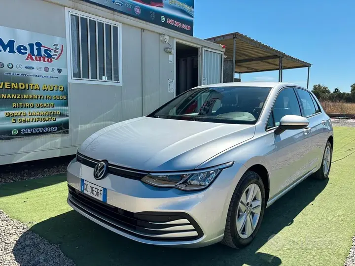 Volkswagen Golf 8