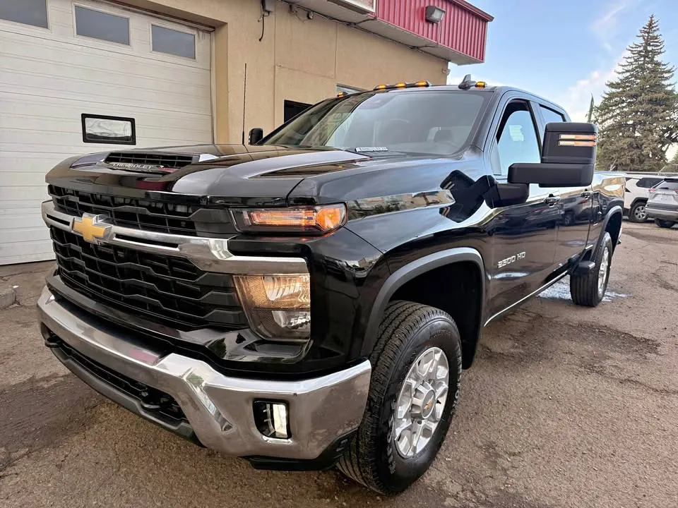 Chevrolet Silverado 3500Hd 2024 photo 3