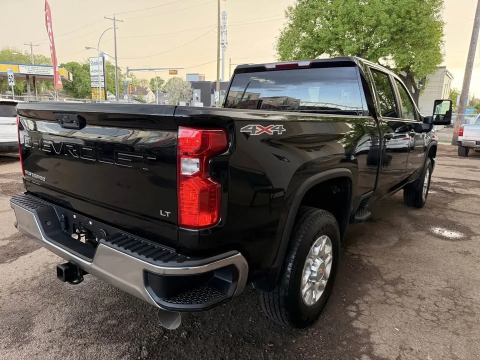 Chevrolet Silverado 3500Hd 2024 photo 4