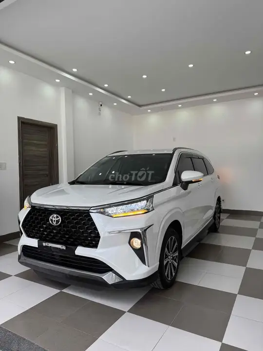 Toyota Veloz Cross 2025 photo 2