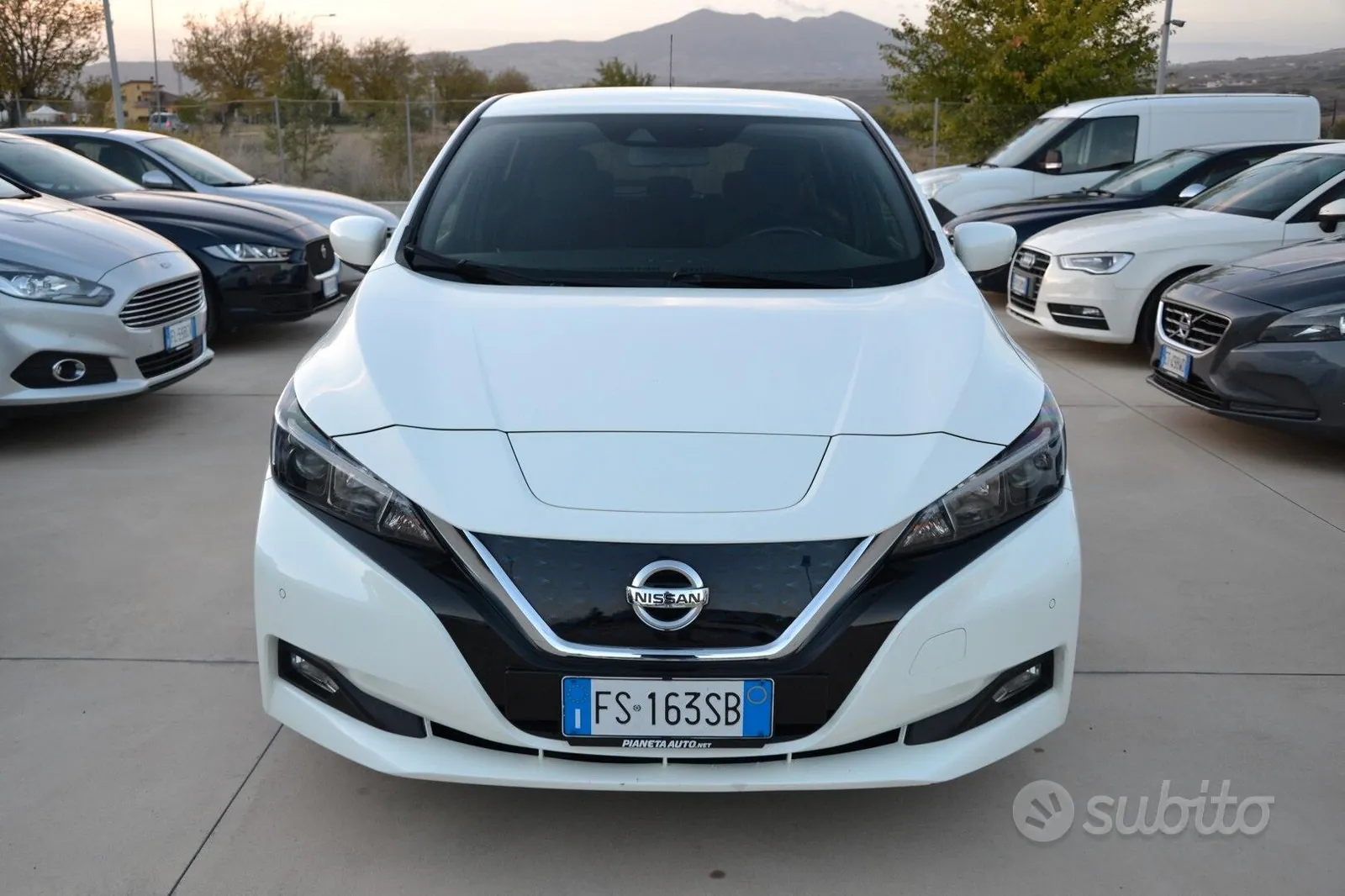 Nissan Leaf 2018 photo 2