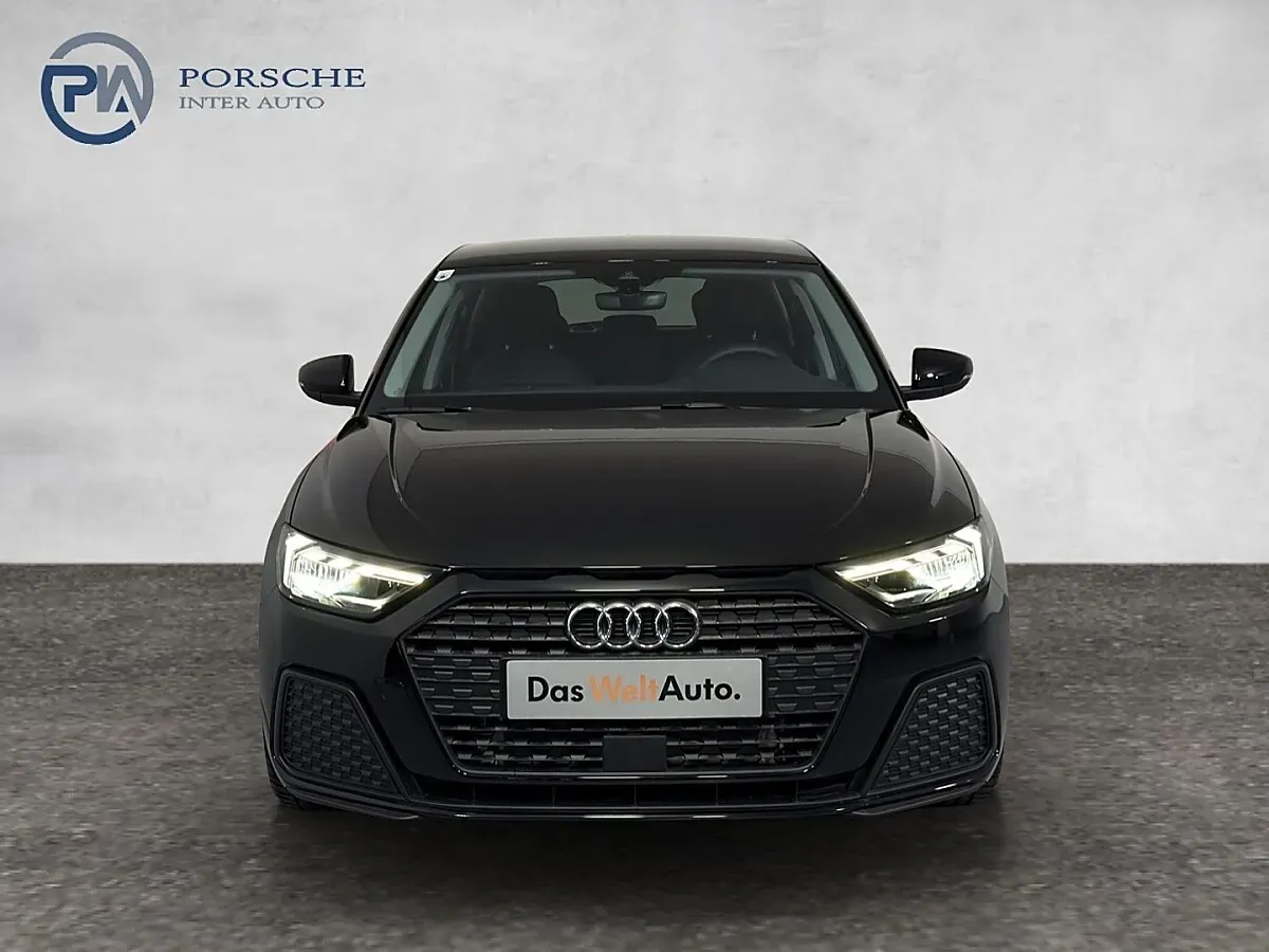Audi A1 2025 photo 2