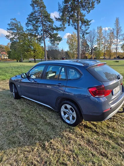 BMW X1 2011 photo 2