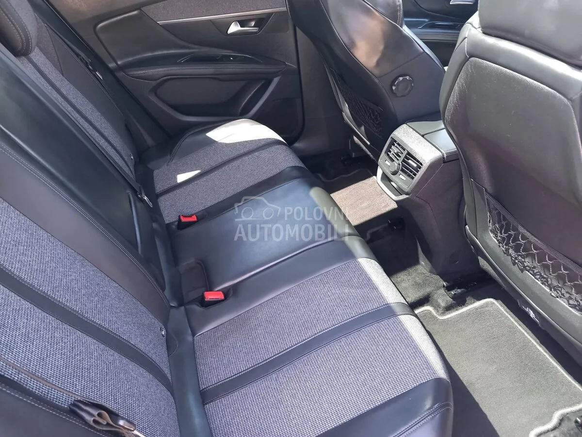 Peugeot 3008 2017 photo 5