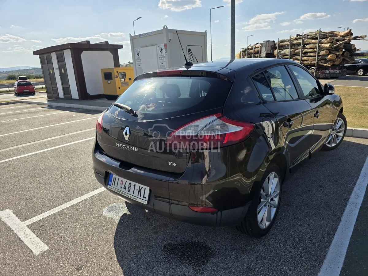 Renault Megane 2013 photo 3