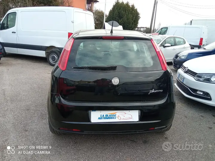 Fiat Grande Punto 2008 photo 4