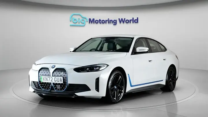 BMW I4 2022 photo 4