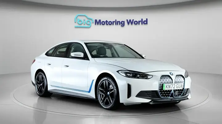BMW I4 2022 photo 2