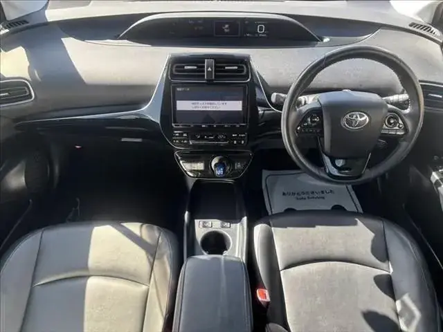 Toyota Prius 2019 photo 3