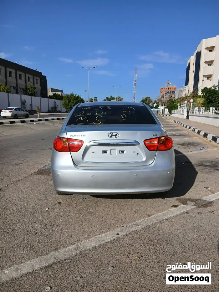 Hyundai Avante 2010 photo 4