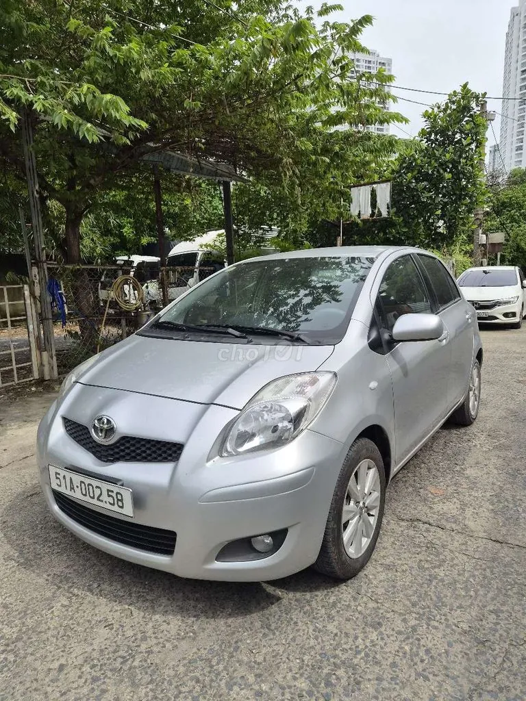Toyota Yaris 2009 photo 2