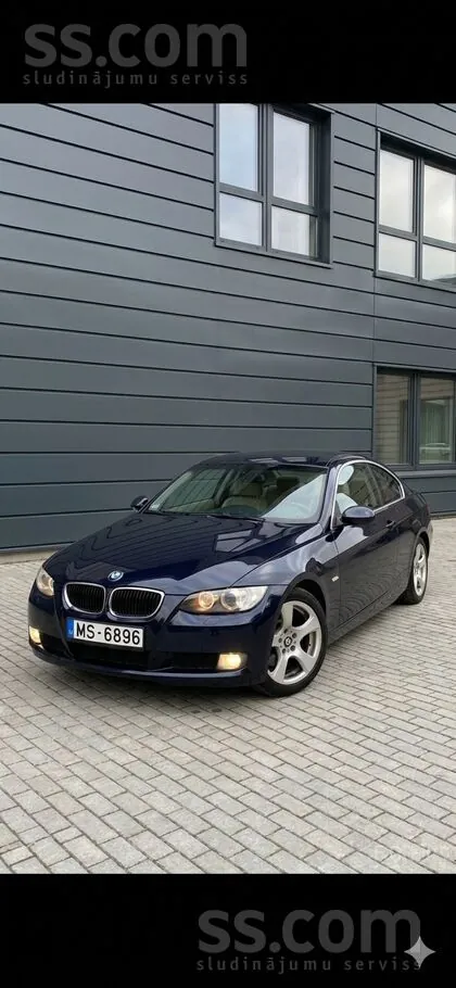BMW 320