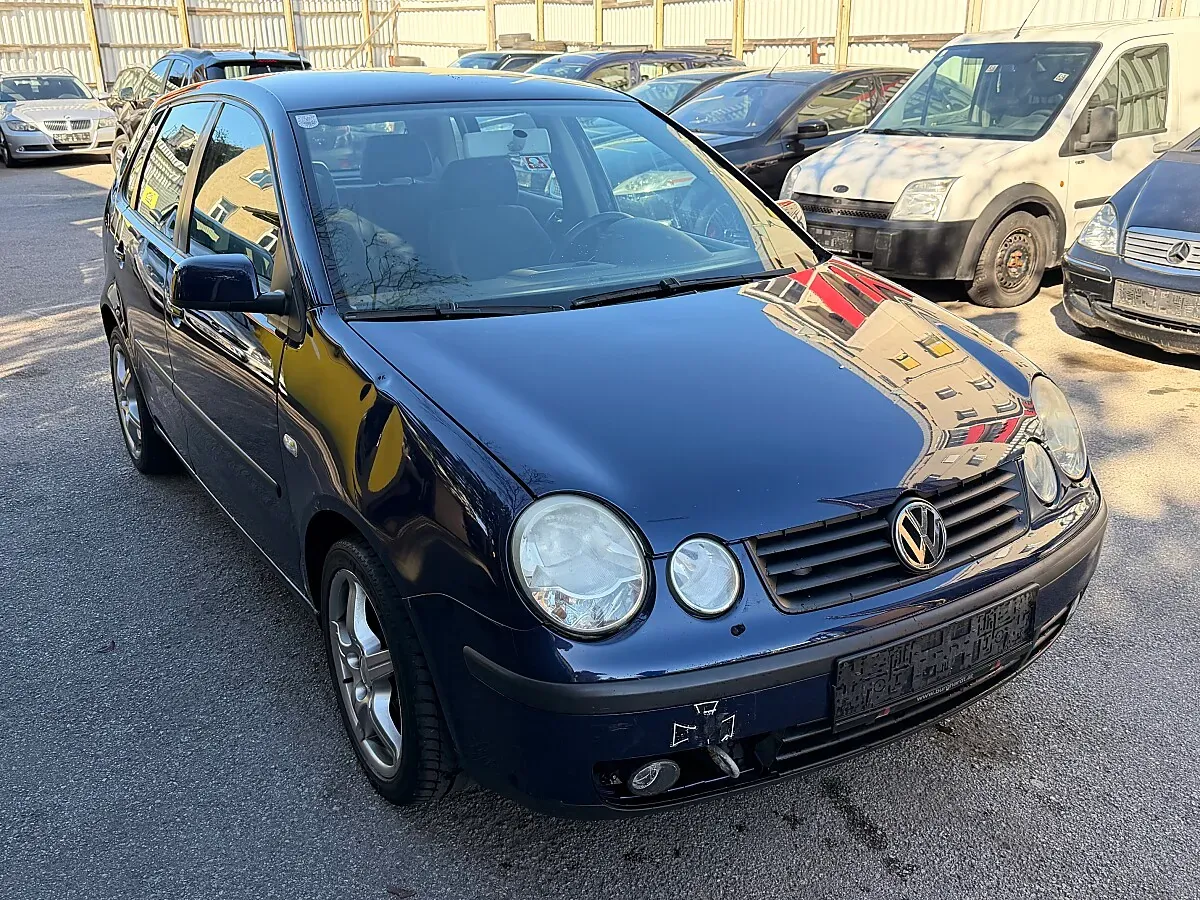 Volkswagen Polo 2003 photo 2