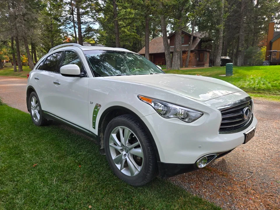 Infiniti Qx70 2015 photo 3