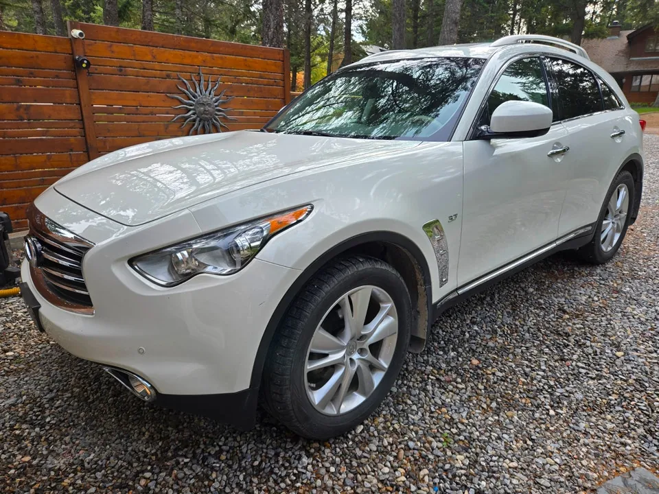 Infiniti Qx70