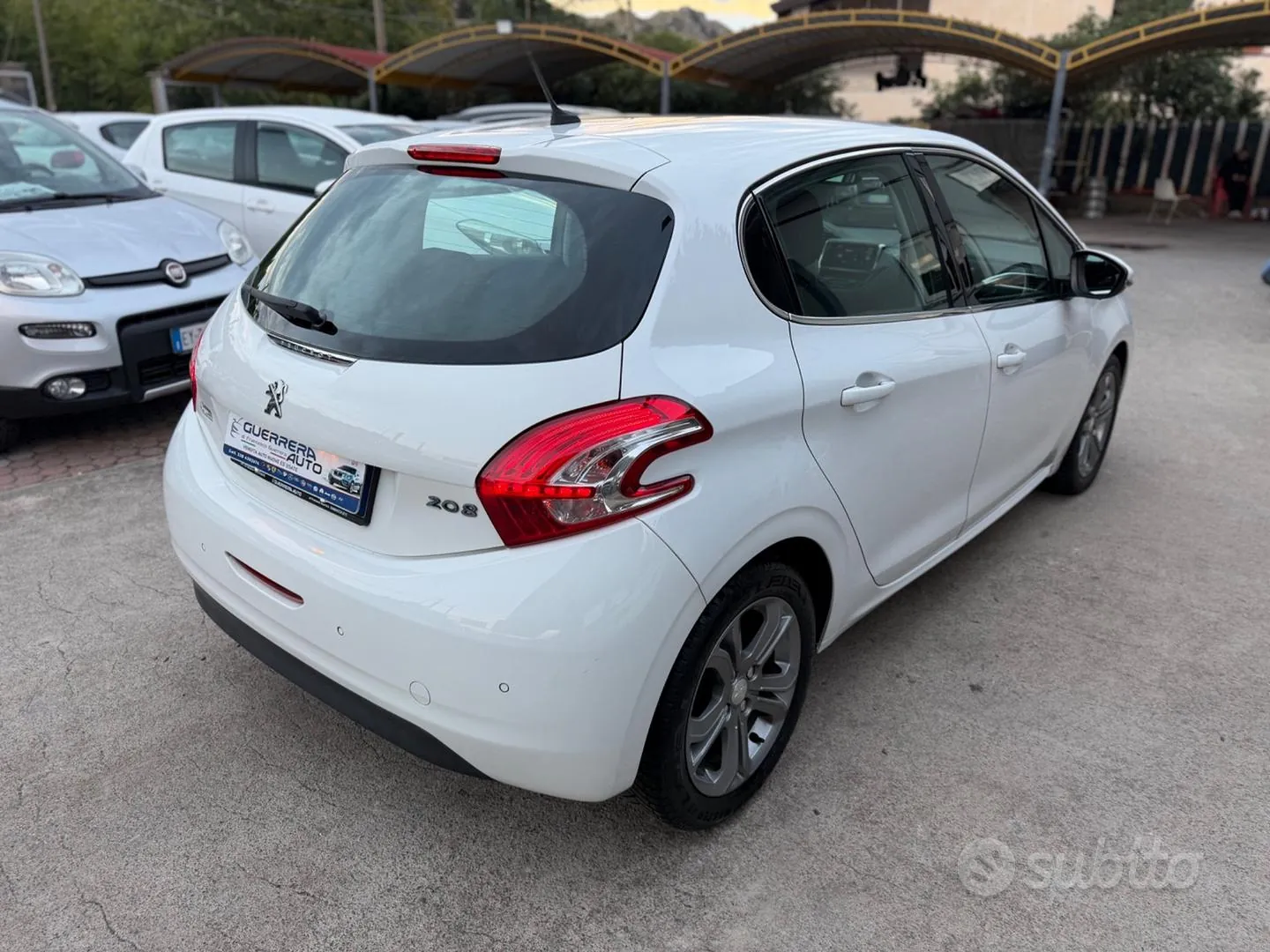 Peugeot 208 2015 photo 5