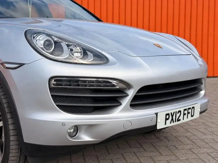 Porsche Cayenne 2012 photo 3