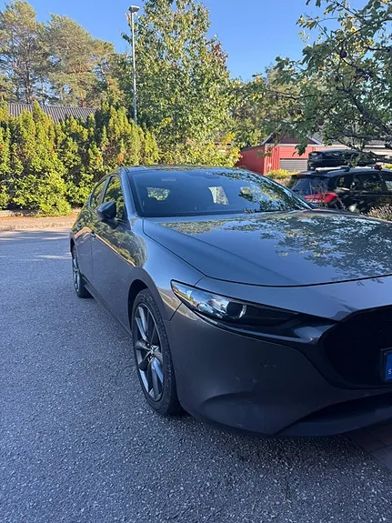 Mazda 3 2019 photo 2