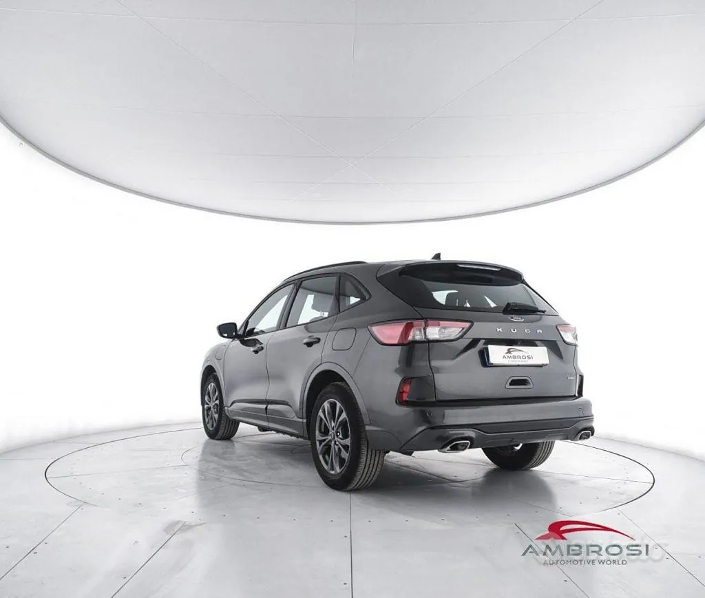 Ford Kuga 2023 photo 4