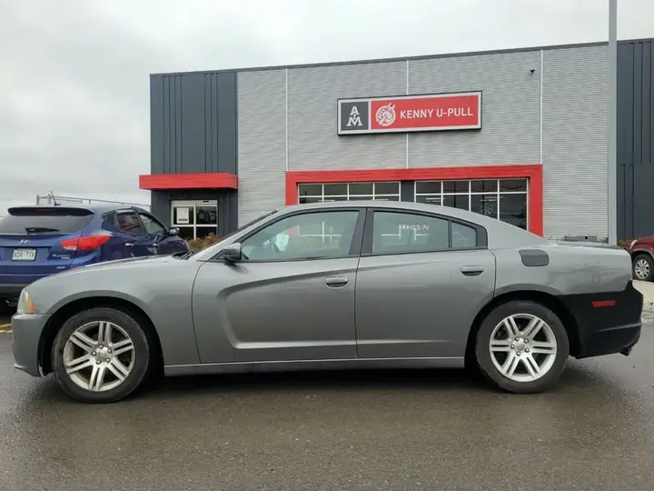 Dodge Charger 2014 photo 2