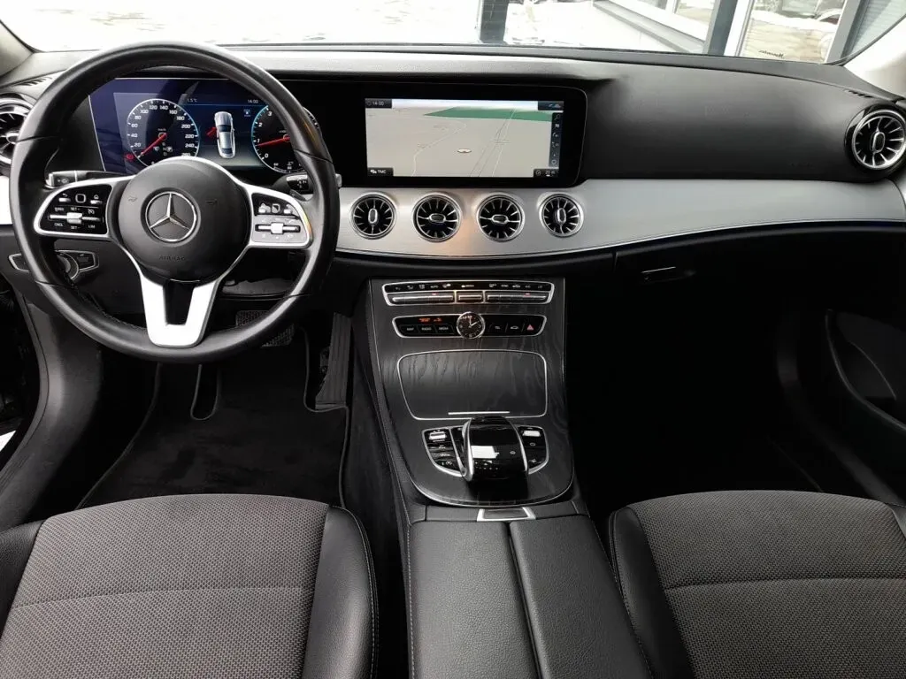 Mercedes-Benz E-Class 2020 photo 3