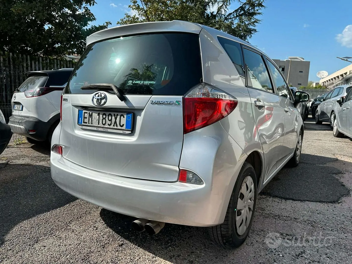Toyota Verso-S 2012 photo 4