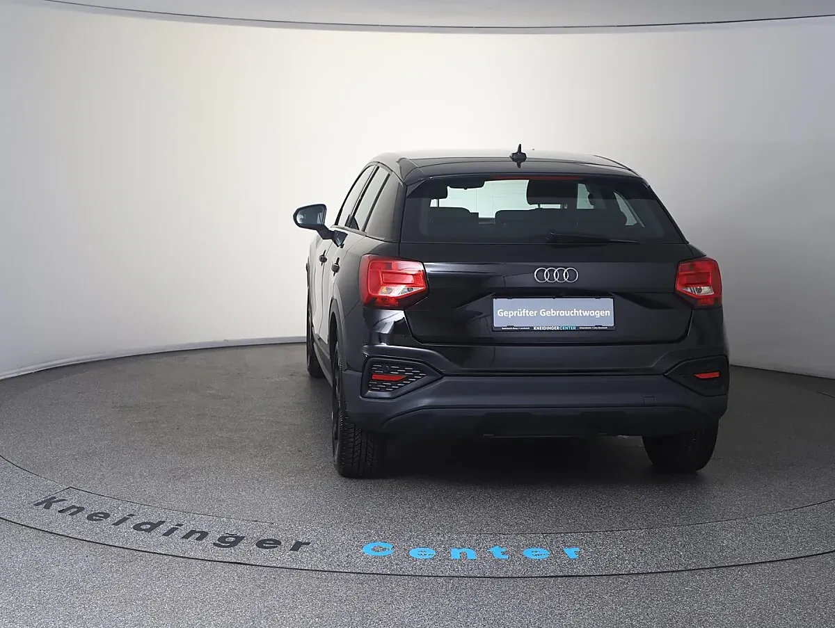 Audi Q2 2021 photo 3