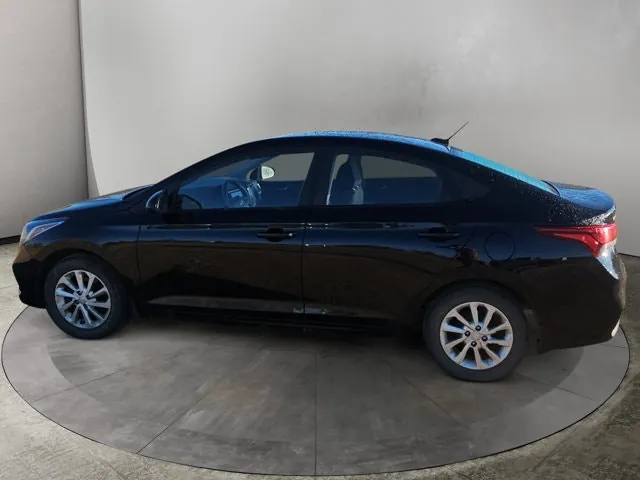 Hyundai Accent 2019 photo 2