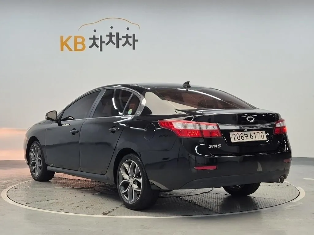 Renault Korea Sm5 2010 photo 2