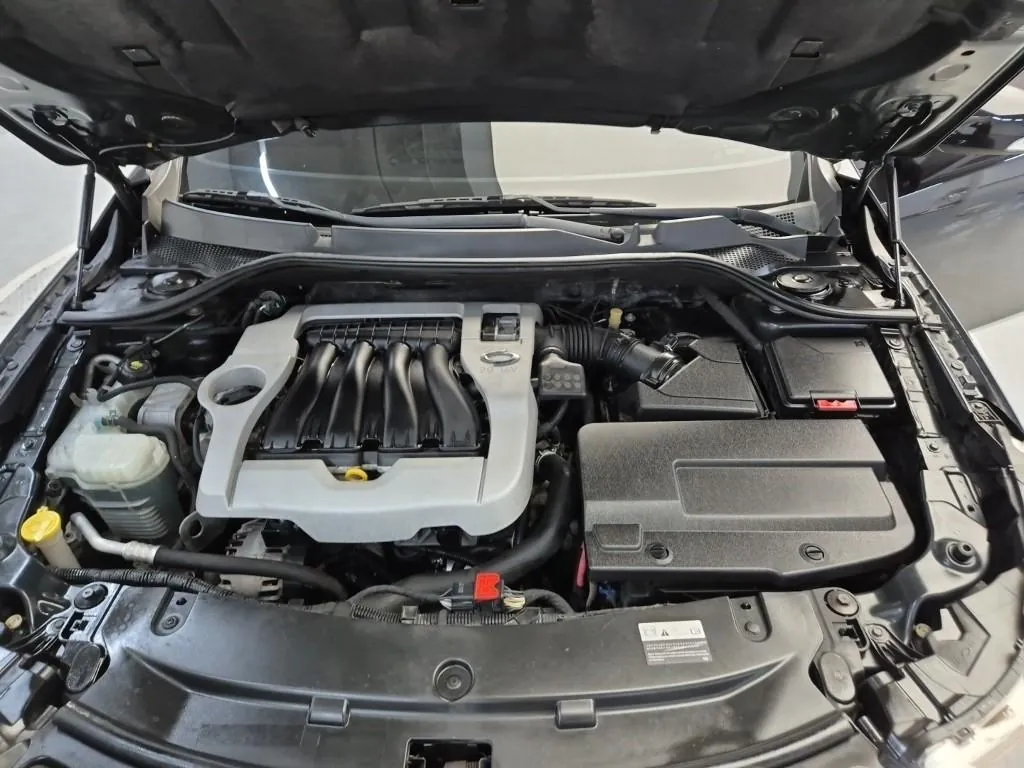 Renault Korea Sm5 2010 photo 5