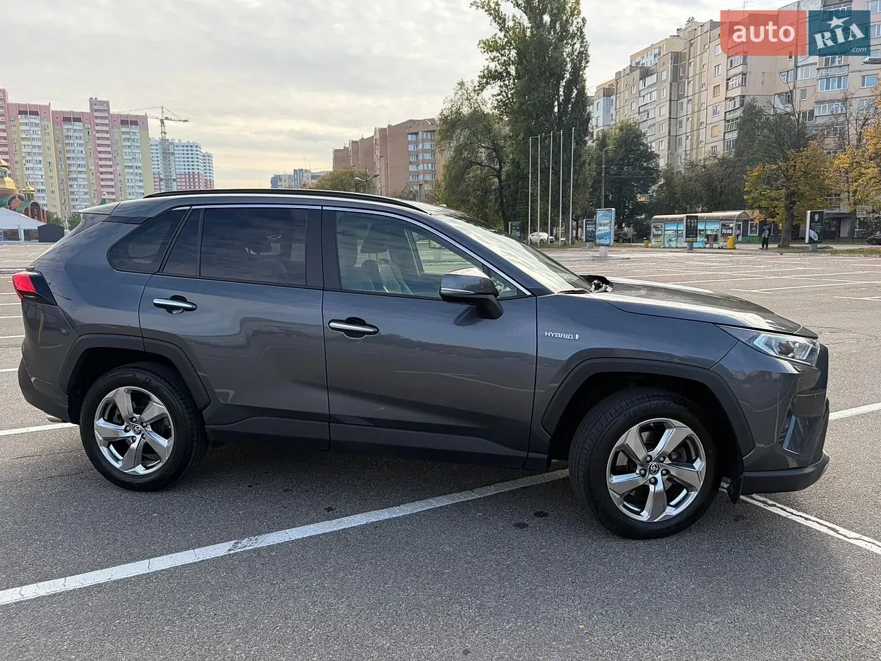 Toyota Rav4 2021 photo 2