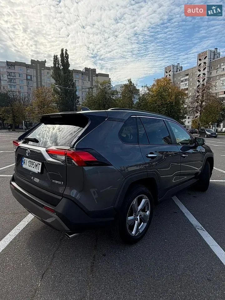 Toyota Rav4 2021 photo 4