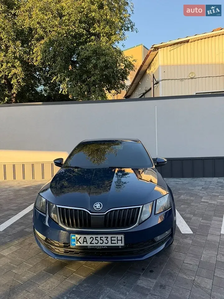 Skoda Octavia 2018 photo 2